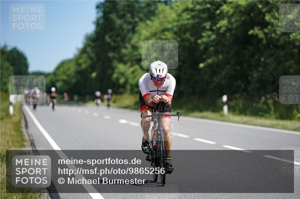 21.06.2026 - Viking Triathlon Michael Burmester http://msf.ph/oto/9865256 21.06.2026 11:54:20 Radfahren 81, 114, 209, 234, 243, 264, 265, 309, 347, 392, 417, 447, 530, 579, 662, 662 meine-sportfotos.de