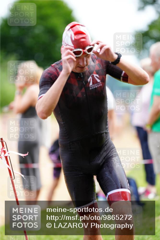 21.06.2026 - 29. Vierlanden-Triathlon LAZAROV Photography http://msf.ph/oto/9865272 21.06.2026 12:59:12 Schwimmen 1023, 1030, 1051, 1068, 1071, 1077, 1081 meine-sportfotos.de