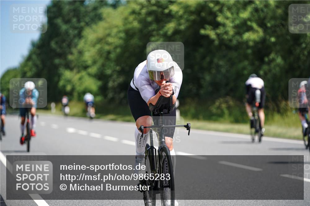 21.06.2026 - Viking Triathlon Michael Burmester http://msf.ph/oto/9865283 21.06.2026 11:54:37 Radfahren 2, 19, 114, 213, 234, 243, 264, 265, 345, 392, 399, 417, 447, 530, 627, 662 meine-sportfotos.de