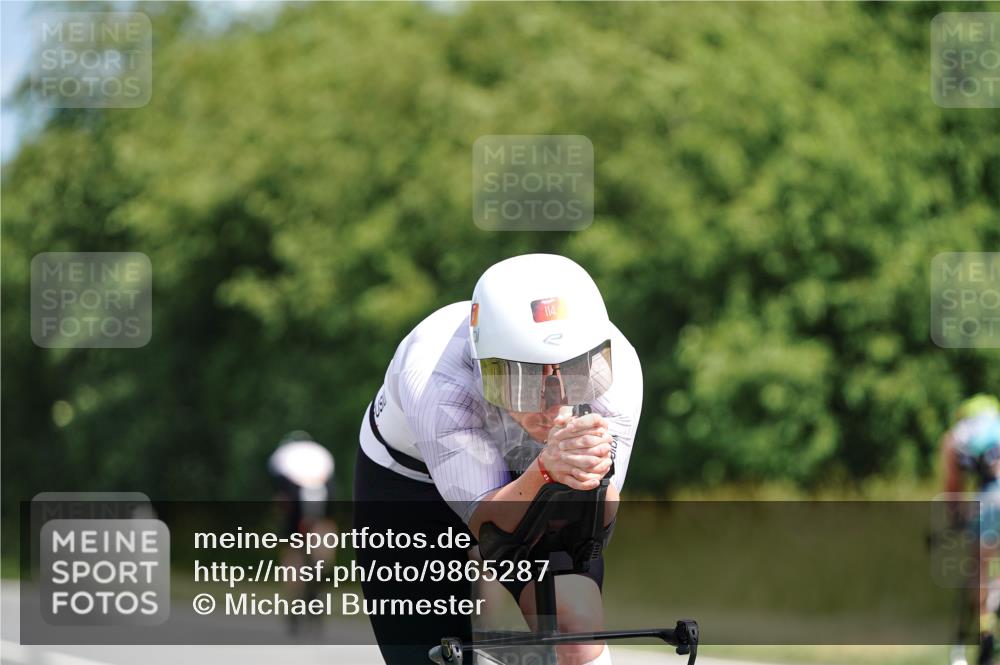21.06.2026 - Viking Triathlon Michael Burmester http://msf.ph/oto/9865287 21.06.2026 11:54:37 Radfahren 2, 19, 114, 213, 234, 243, 264, 265, 345, 392, 399, 417, 447, 530, 627, 662 meine-sportfotos.de
