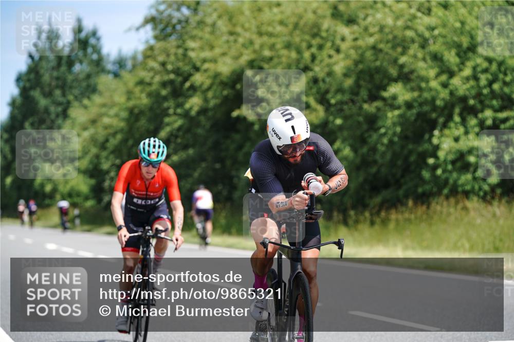 21.06.2026 - Viking Triathlon Michael Burmester http://msf.ph/oto/9865321 21.06.2026 11:56:15 Radfahren 18, 131, 133, 321, 334, 341, 405, 432, 436, 436, 439, 486, 487, 506, 533, 533 meine-sportfotos.de