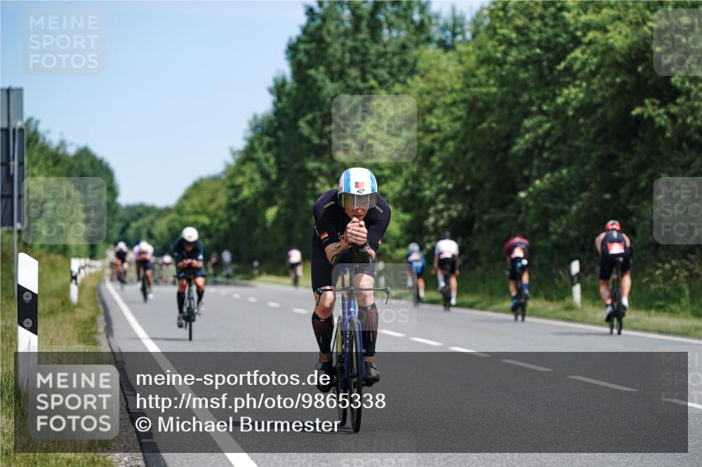 21.06.2026 - Viking Triathlon Michael Burmester http://msf.ph/oto/9865338 21.06.2026 11:56:27 Radfahren 18, 131, 258, 321, 334, 401, 405, 436, 436, 470, 533, 602 meine-sportfotos.de