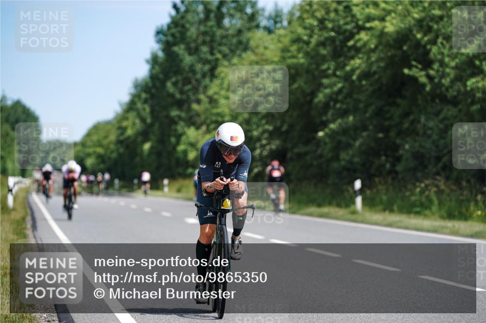 21.06.2026 - Viking Triathlon Michael Burmester http://msf.ph/oto/9865350 21.06.2026 11:56:29 Radfahren 18, 131, 258, 321, 334, 401, 405, 436, 436, 470, 533, 602 meine-sportfotos.de