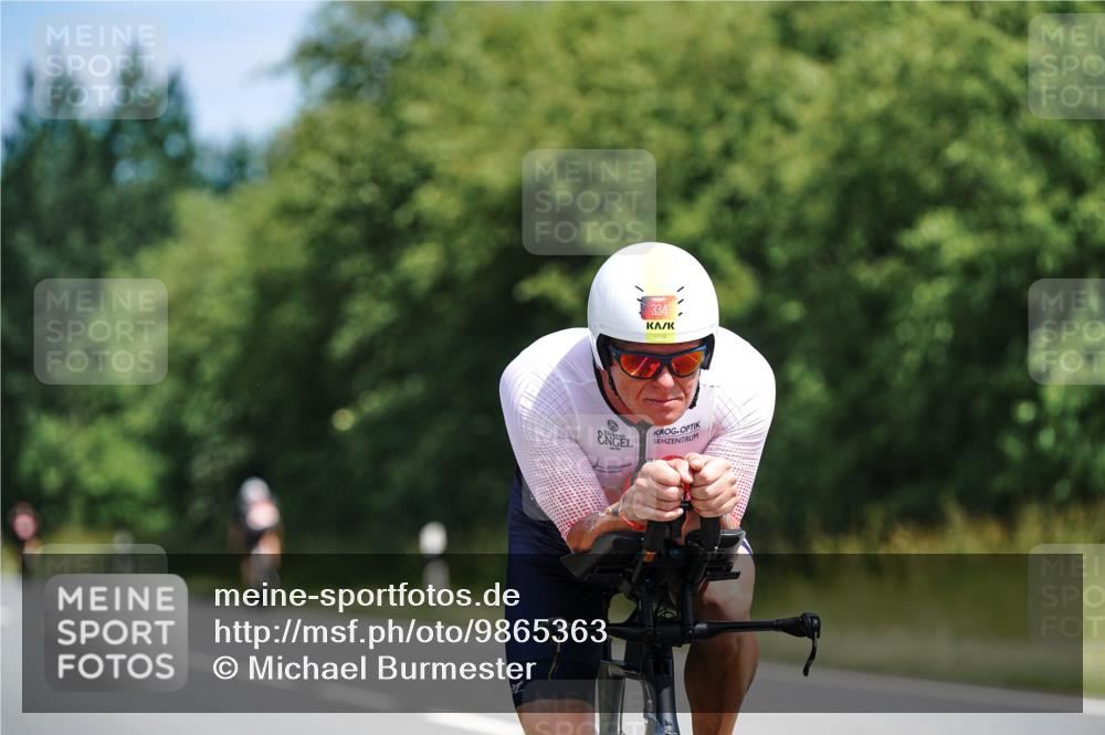 21.06.2026 - Viking Triathlon Michael Burmester http://msf.ph/oto/9865363 21.06.2026 11:56:35 Radfahren 18, 131, 177, 179, 258, 321, 334, 401, 436, 470, 577, 602 meine-sportfotos.de