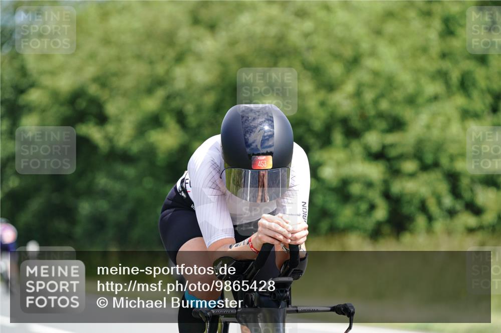 21.06.2026 - Viking Triathlon Michael Burmester http://msf.ph/oto/9865428 21.06.2026 11:58:04 Radfahren 54, 192, 275, 430, 453, 523, 605, 654, 667 meine-sportfotos.de