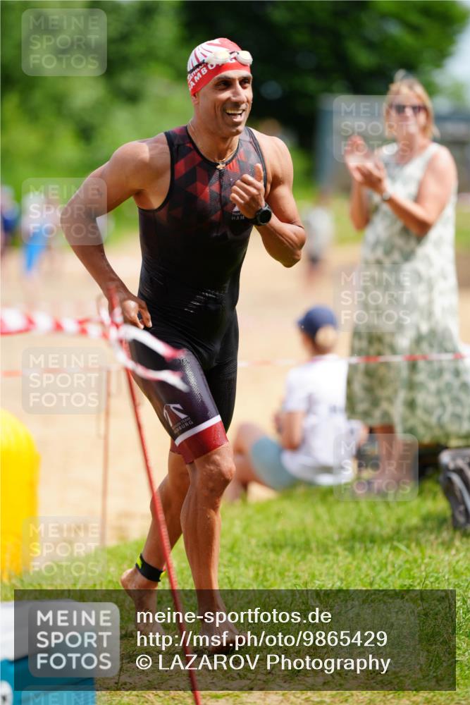 21.06.2026 - 29. Vierlanden-Triathlon LAZAROV Photography http://msf.ph/oto/9865429 21.06.2026 13:02:44 Schwimmen 1074 meine-sportfotos.de