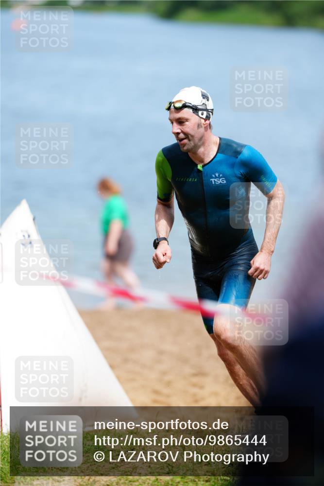 21.06.2026 - 29. Vierlanden-Triathlon LAZAROV Photography http://msf.ph/oto/9865444 21.06.2026 13:06:31 Schwimmen 1039 meine-sportfotos.de