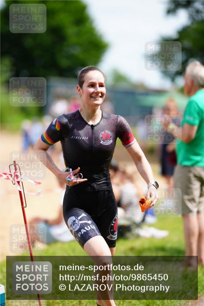 21.06.2026 - 29. Vierlanden-Triathlon LAZAROV Photography http://msf.ph/oto/9865450 21.06.2026 13:07:13 Schwimmen 1165 meine-sportfotos.de