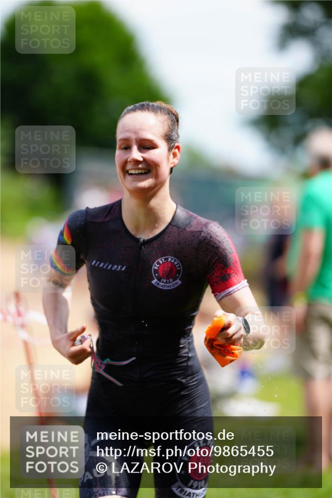 21.06.2026 - 29. Vierlanden-Triathlon LAZAROV Photography http://msf.ph/oto/9865455 21.06.2026 13:07:14 Schwimmen 1165 meine-sportfotos.de