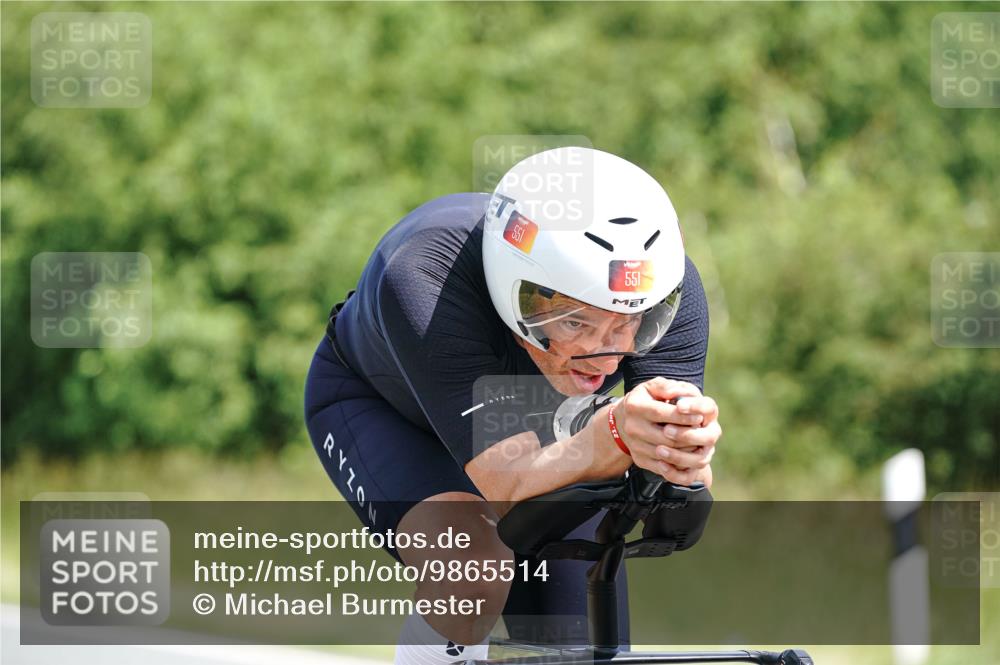 21.06.2026 - Viking Triathlon Michael Burmester http://msf.ph/oto/9865514 21.06.2026 11:58:51 Radfahren 31, 36, 105, 139, 208, 230, 230, 278, 310, 330, 358, 362, 371, 375, 551, 635, 635, 638 meine-sportfotos.de