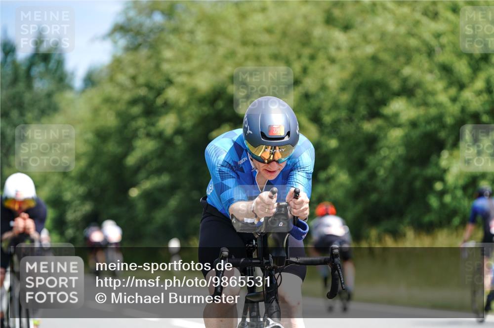21.06.2026 - Viking Triathlon Michael Burmester http://msf.ph/oto/9865531 21.06.2026 11:59:13 Radfahren 47, 91, 230, 242, 276, 306, 311, 379, 421, 441, 444, 444, 510, 524, 531, 536, 537, 638, 638 meine-sportfotos.de