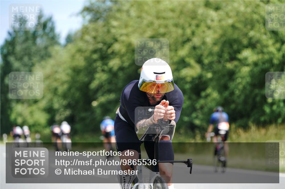 21.06.2026 - Viking Triathlon Michael Burmester http://msf.ph/oto/9865536 21.06.2026 11:59:14 Radfahren 47, 91, 242, 276, 306, 311, 379, 421, 441, 444, 444, 510, 524, 531, 536, 537, 638, 638 meine-sportfotos.de