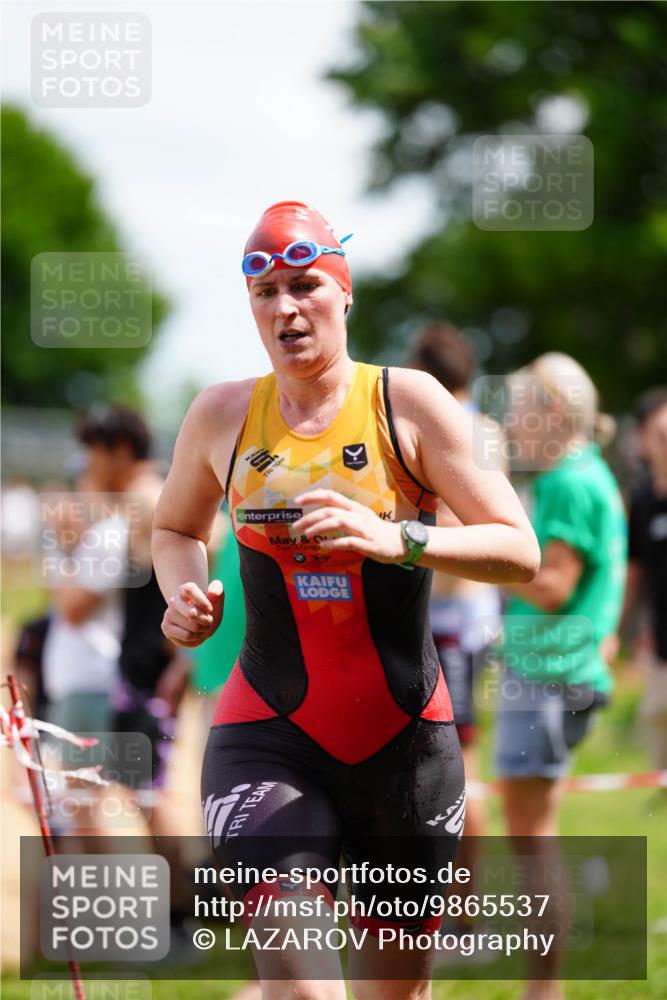 21.06.2026 - 29. Vierlanden-Triathlon LAZAROV Photography http://msf.ph/oto/9865537 21.06.2026 13:10:03 Schwimmen 1118, 1123, 1134, 1148 meine-sportfotos.de