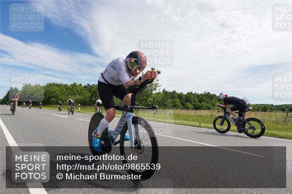 21.06.2026 - Viking Triathlon Michael Burmester http://msf.ph/oto/9865539 21.06.2026 11:10:53 Radfahren 65, 74, 134, 147, 183, 251, 258, 324, 422, 617 meine-sportfotos.de