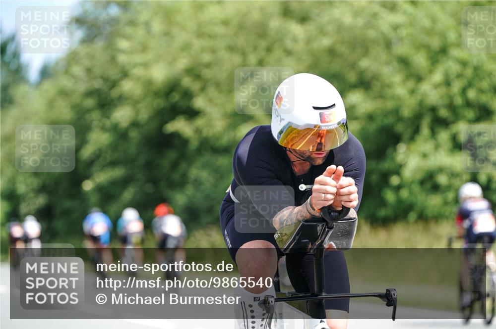 21.06.2026 - Viking Triathlon Michael Burmester http://msf.ph/oto/9865540 21.06.2026 11:59:14 Radfahren 47, 91, 242, 276, 306, 311, 379, 421, 441, 444, 444, 510, 524, 531, 536, 537, 638, 638 meine-sportfotos.de