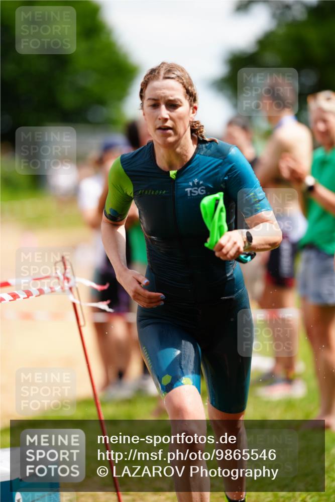 21.06.2026 - 29. Vierlanden-Triathlon LAZAROV Photography http://msf.ph/oto/9865546 21.06.2026 13:10:07 Schwimmen 1118, 1123, 1134, 1148 meine-sportfotos.de