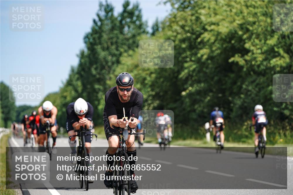 21.06.2026 - Viking Triathlon Michael Burmester http://msf.ph/oto/9865552 21.06.2026 11:59:16 Radfahren 47, 91, 242, 276, 306, 311, 313, 379, 421, 441, 444, 444, 510, 524, 531, 536, 537, 638 meine-sportfotos.de