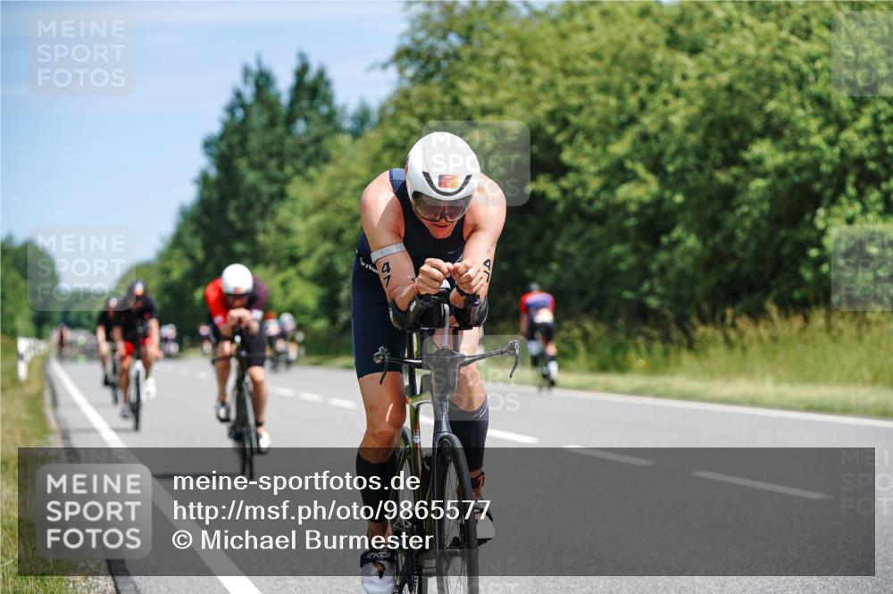 21.06.2026 - Viking Triathlon Michael Burmester http://msf.ph/oto/9865577 21.06.2026 11:59:18 Radfahren 47, 91, 173, 242, 276, 306, 311, 313, 379, 421, 441, 444, 444, 510, 524, 531, 536, 537, 638 meine-sportfotos.de