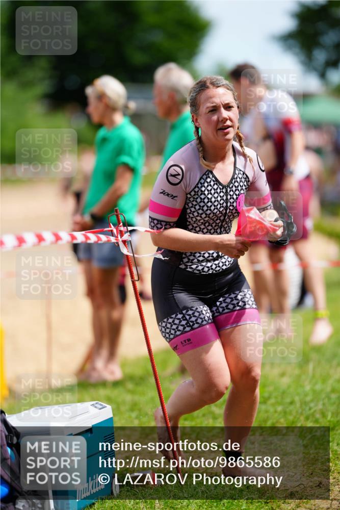 21.06.2026 - 29. Vierlanden-Triathlon LAZAROV Photography http://msf.ph/oto/9865586 21.06.2026 13:11:02 Schwimmen 1105, 1120 meine-sportfotos.de