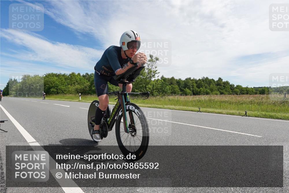 21.06.2026 - Viking Triathlon Michael Burmester http://msf.ph/oto/9865592 21.06.2026 11:14:47 Radfahren 14, 91, 116, 155, 223, 313, 317, 410, 453, 454, 523, 554, 554, 639 meine-sportfotos.de