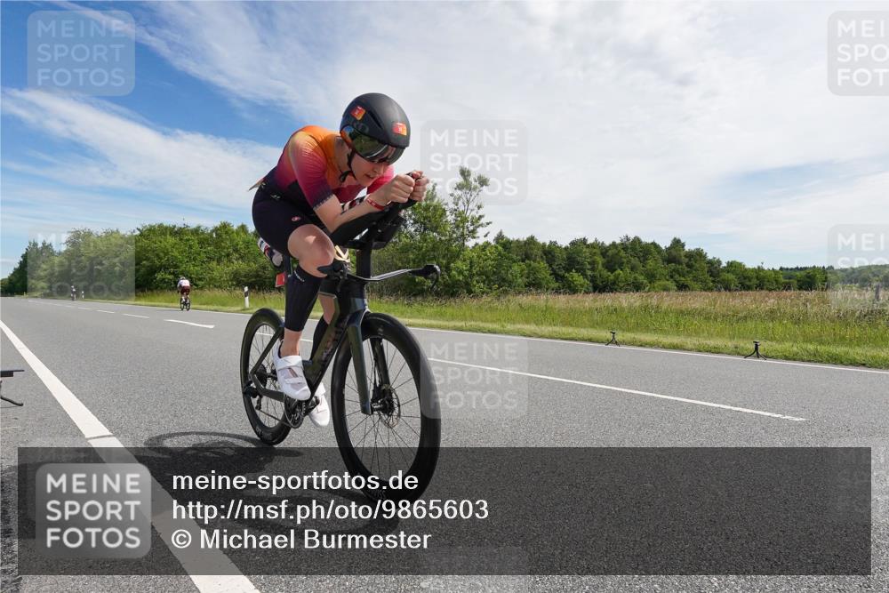 21.06.2026 - Viking Triathlon Michael Burmester http://msf.ph/oto/9865603 21.06.2026 11:14:50 Radfahren 14, 91, 116, 116, 155, 223, 317, 410, 453, 454, 523, 554, 554, 571, 639 meine-sportfotos.de