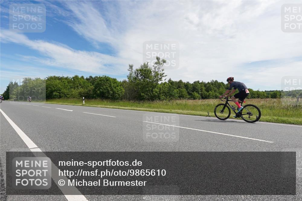 21.06.2026 - Viking Triathlon Michael Burmester http://msf.ph/oto/9865610 21.06.2026 11:17:40 Radfahren 18, 28, 49, 60, 131, 181, 261, 271, 360, 390, 409, 430, 432, 501 meine-sportfotos.de