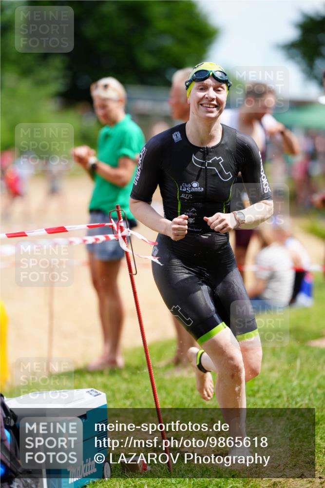 21.06.2026 - 29. Vierlanden-Triathlon LAZAROV Photography http://msf.ph/oto/9865618 21.06.2026 13:11:18 Schwimmen 1120, 1151, 1155, 1157 meine-sportfotos.de