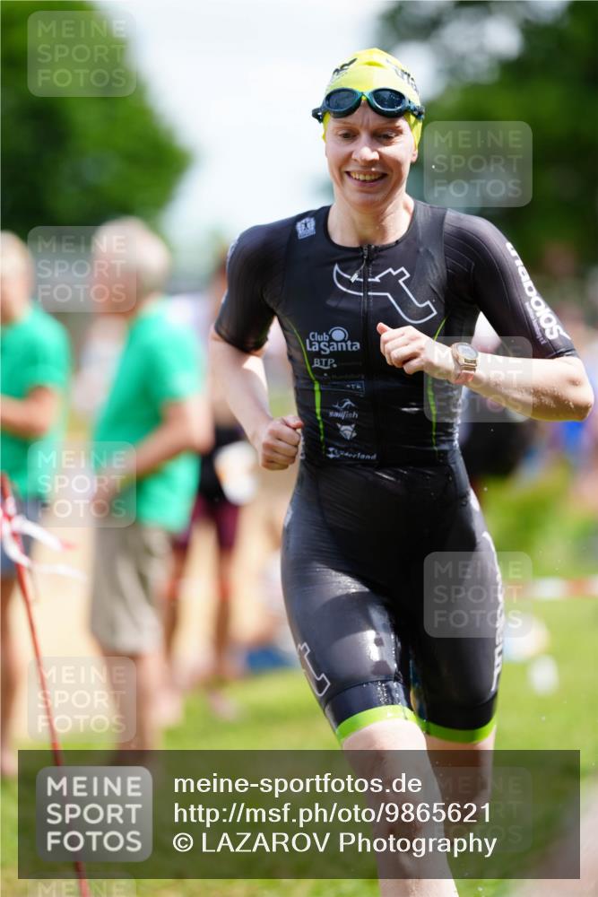 21.06.2026 - 29. Vierlanden-Triathlon LAZAROV Photography http://msf.ph/oto/9865621 21.06.2026 13:11:19 Schwimmen 1120, 1151, 1155, 1157, 1158 meine-sportfotos.de