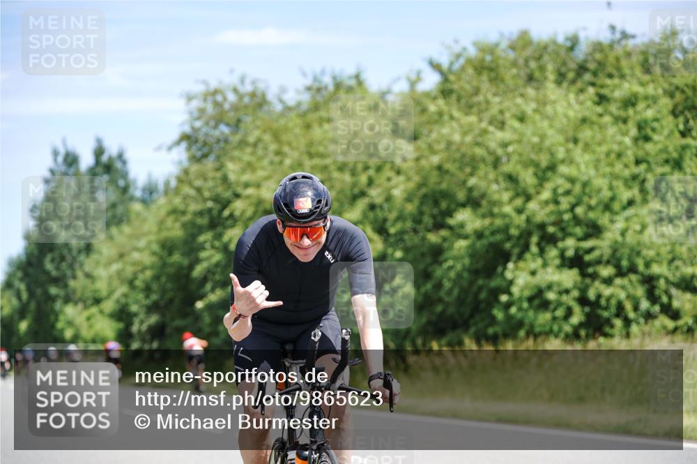 21.06.2026 - Viking Triathlon Michael Burmester http://msf.ph/oto/9865623 21.06.2026 11:59:23 Radfahren 47, 91, 173, 222, 242, 276, 306, 311, 313, 357, 379, 421, 440, 441, 444, 510, 536, 537, 576, 638 meine-sportfotos.de