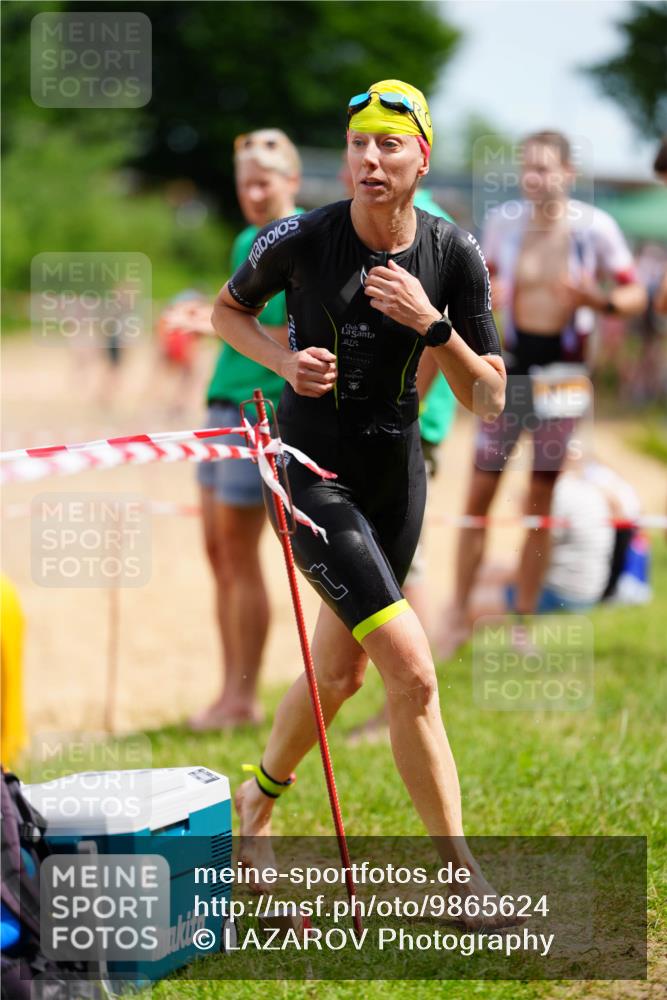 21.06.2026 - 29. Vierlanden-Triathlon LAZAROV Photography http://msf.ph/oto/9865624 21.06.2026 13:11:21 Schwimmen 1151, 1155, 1157, 1158 meine-sportfotos.de