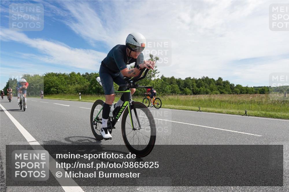 21.06.2026 - Viking Triathlon Michael Burmester http://msf.ph/oto/9865625 21.06.2026 11:17:44 Radfahren 18, 28, 49, 131, 181, 261, 271, 360, 390, 409, 430, 432, 463, 501 meine-sportfotos.de