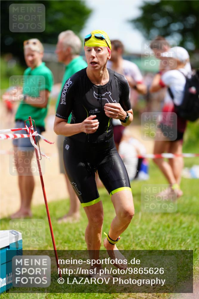 21.06.2026 - 29. Vierlanden-Triathlon LAZAROV Photography http://msf.ph/oto/9865626 21.06.2026 13:11:21 Schwimmen 1151, 1155, 1157, 1158 meine-sportfotos.de
