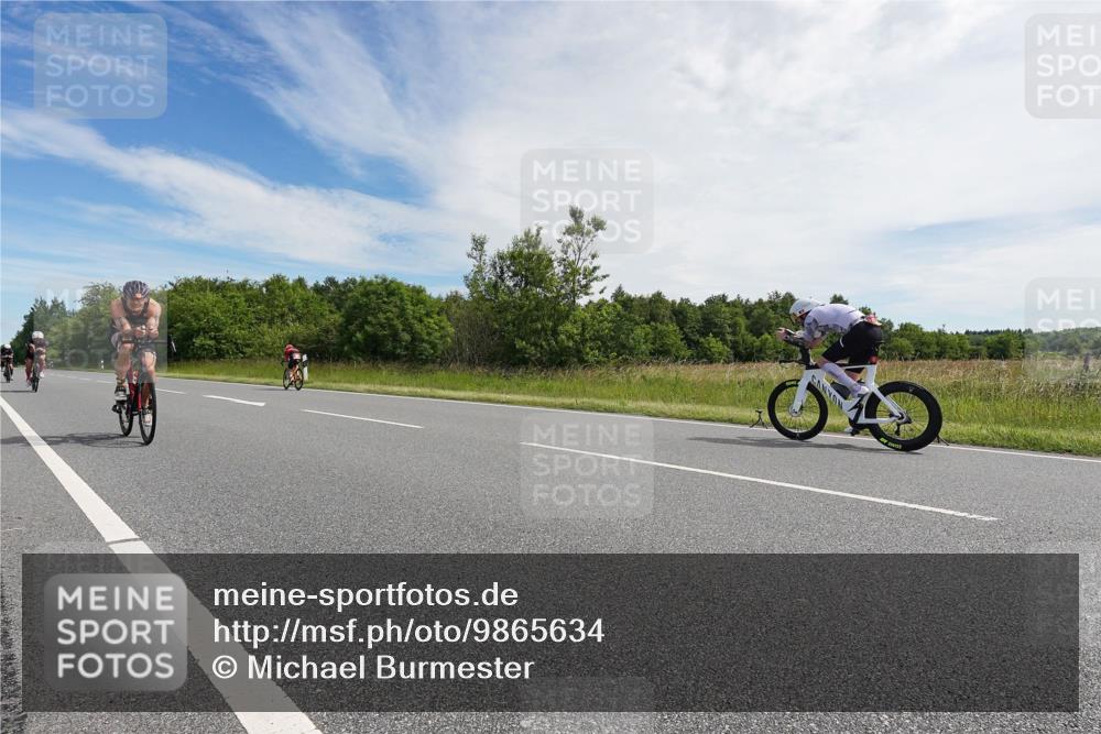 21.06.2026 - Viking Triathlon Michael Burmester http://msf.ph/oto/9865634 21.06.2026 11:17:45 Radfahren 18, 28, 49, 131, 181, 212, 261, 271, 360, 390, 409, 430, 432, 463, 501 meine-sportfotos.de