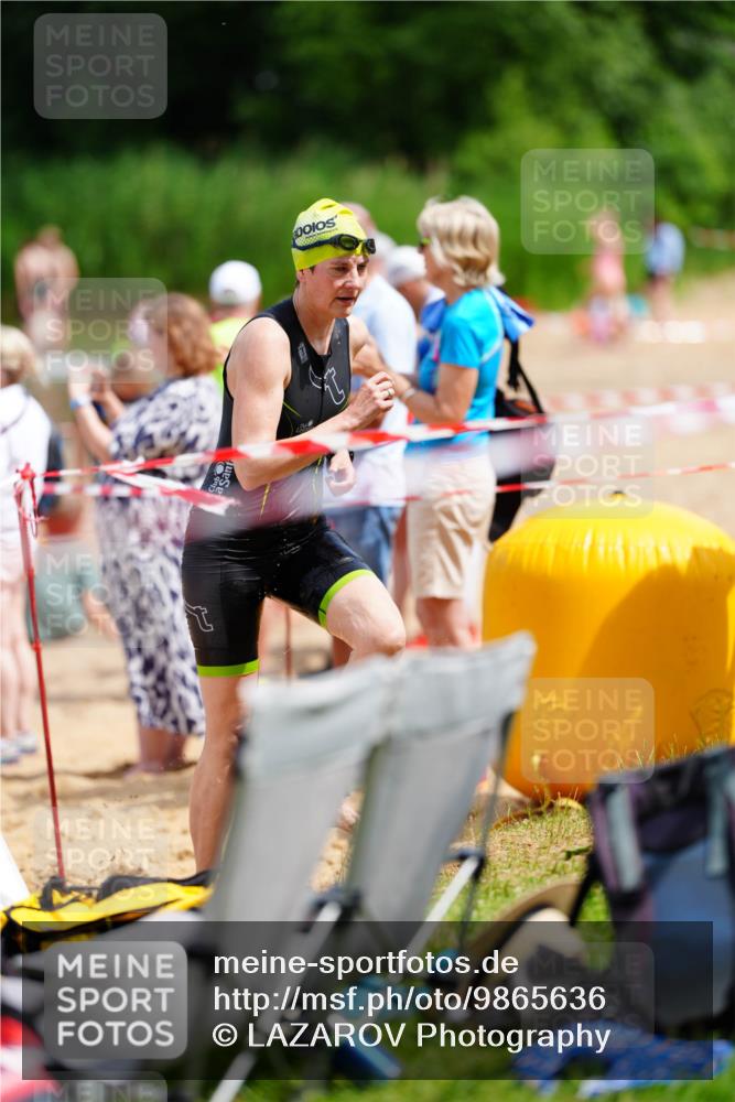 21.06.2026 - 29. Vierlanden-Triathlon LAZAROV Photography http://msf.ph/oto/9865636 21.06.2026 13:11:29 Schwimmen 1122, 1155, 1158, 1164 meine-sportfotos.de