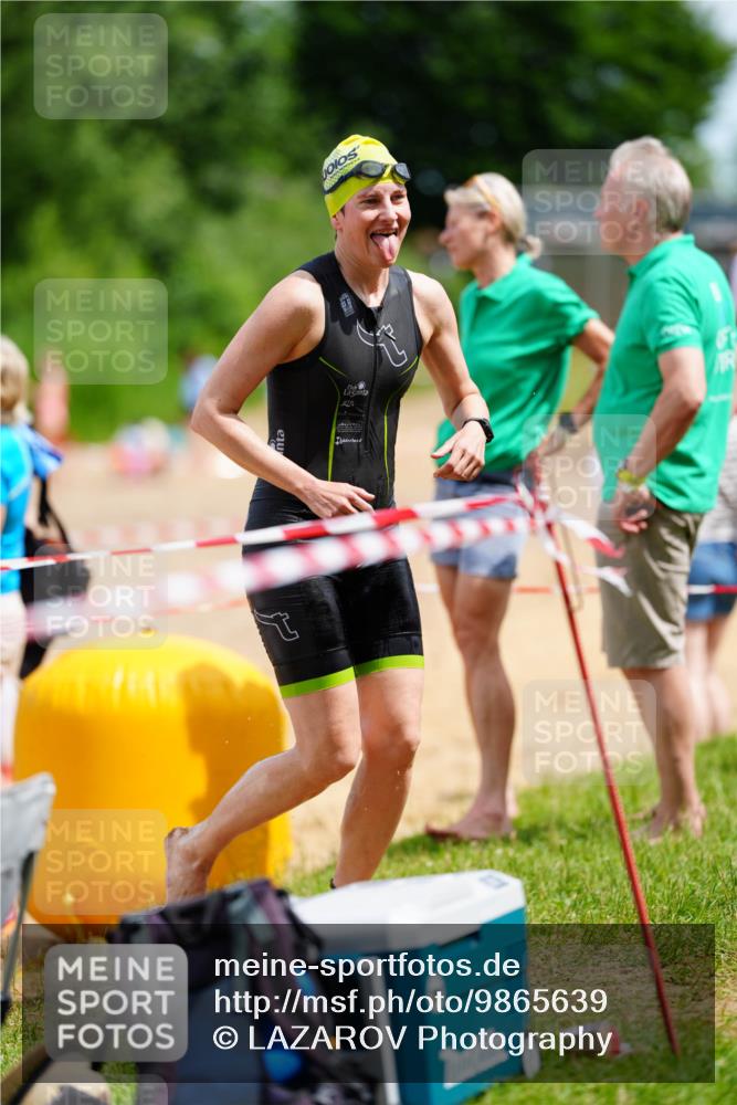 21.06.2026 - 29. Vierlanden-Triathlon LAZAROV Photography http://msf.ph/oto/9865639 21.06.2026 13:11:30 Schwimmen 1122, 1155, 1158, 1164 meine-sportfotos.de
