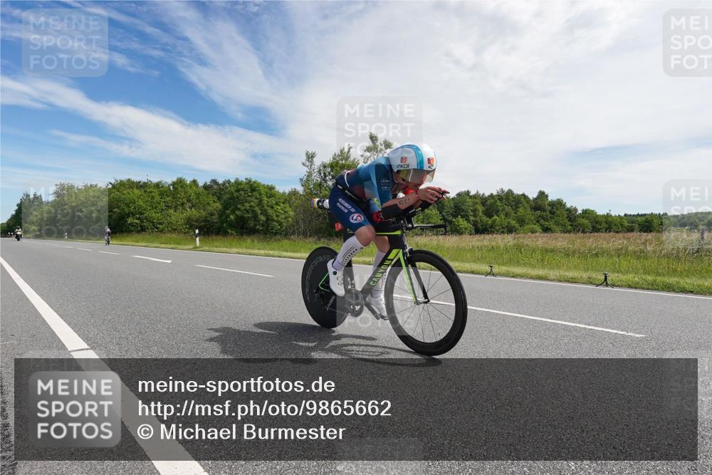 21.06.2026 - Viking Triathlon Michael Burmester http://msf.ph/oto/9865662 21.06.2026 11:18:38 Radfahren 42, 207, 252, 335, 434, 434, 440, 483, 524, 613, 629 meine-sportfotos.de