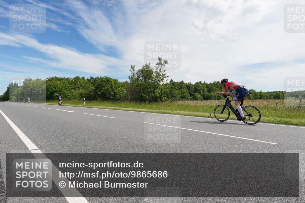 21.06.2026 - Viking Triathlon Michael Burmester http://msf.ph/oto/9865686 21.06.2026 11:18:47 Radfahren 207, 335, 372, 434, 440, 483, 495, 524, 613, 613, 629, 629 meine-sportfotos.de