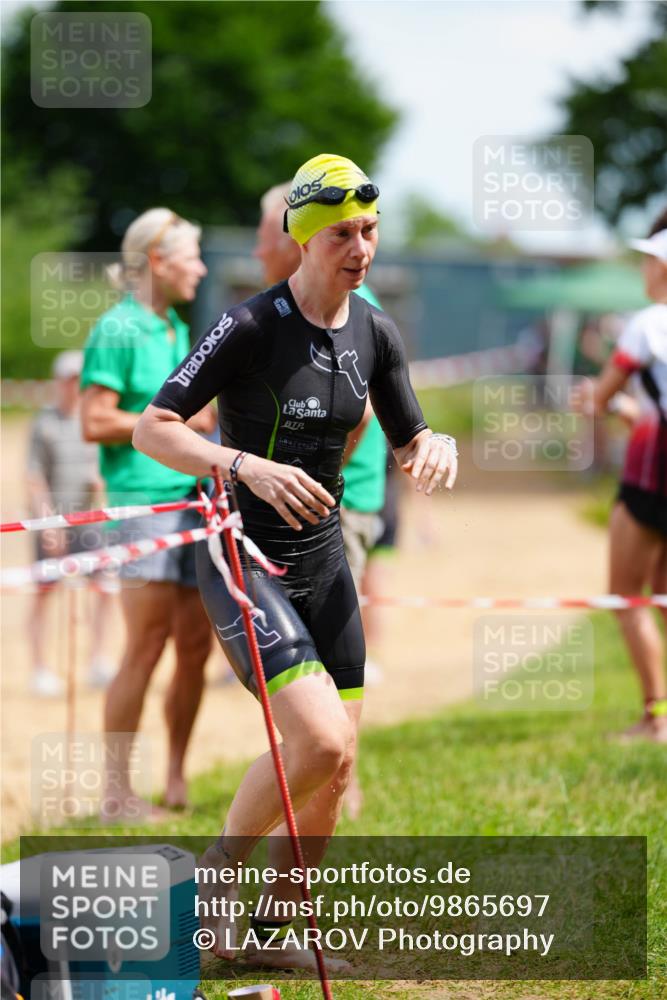 21.06.2026 - 29. Vierlanden-Triathlon LAZAROV Photography http://msf.ph/oto/9865697 21.06.2026 13:12:04 Schwimmen 1115, 1153, 1159 meine-sportfotos.de