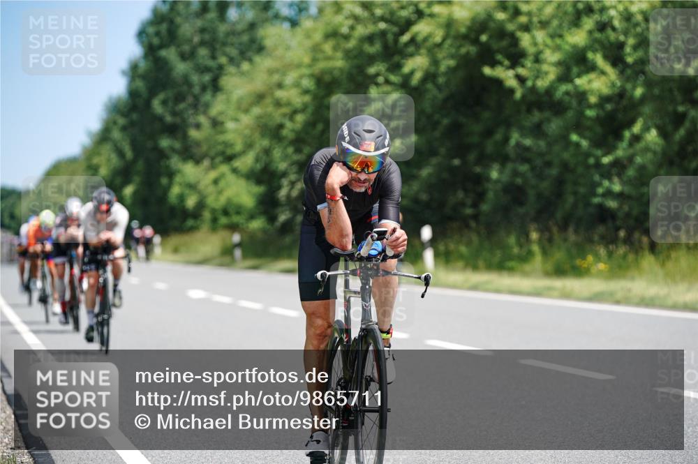 21.06.2026 - Viking Triathlon Michael Burmester http://msf.ph/oto/9865711 21.06.2026 12:00:39 Radfahren 42, 200, 285, 317, 332, 366, 404, 554, 568, 604, 617, 623, 639 meine-sportfotos.de