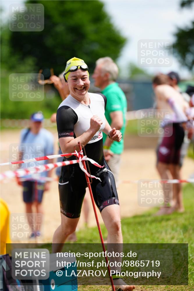 21.06.2026 - 29. Vierlanden-Triathlon LAZAROV Photography http://msf.ph/oto/9865719 21.06.2026 13:12:13 Schwimmen 1115, 1152, 1159 meine-sportfotos.de