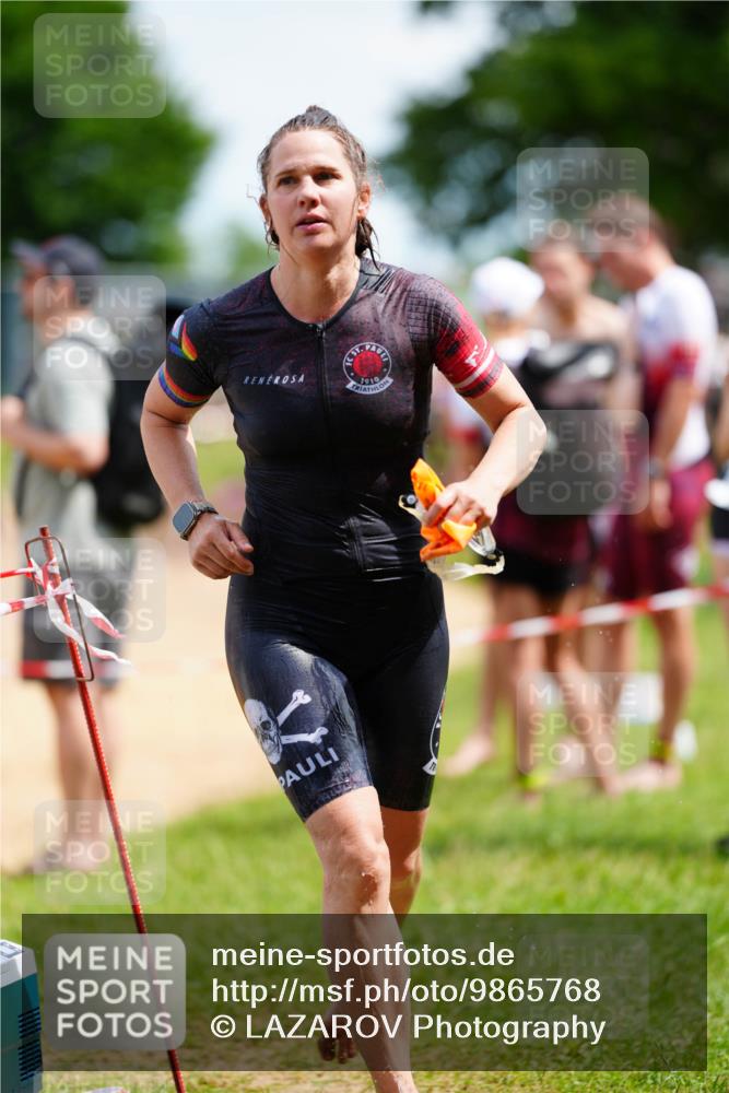 21.06.2026 - 29. Vierlanden-Triathlon LAZAROV Photography http://msf.ph/oto/9865768 21.06.2026 13:12:44 Schwimmen 1119, 1162 meine-sportfotos.de