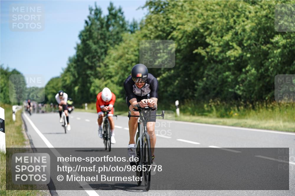 21.06.2026 - Viking Triathlon Michael Burmester http://msf.ph/oto/9865778 21.06.2026 12:01:08 Radfahren 30, 43, 82, 155, 170, 260, 260, 323, 343, 390, 391, 472, 548, 554, 555, 646 meine-sportfotos.de