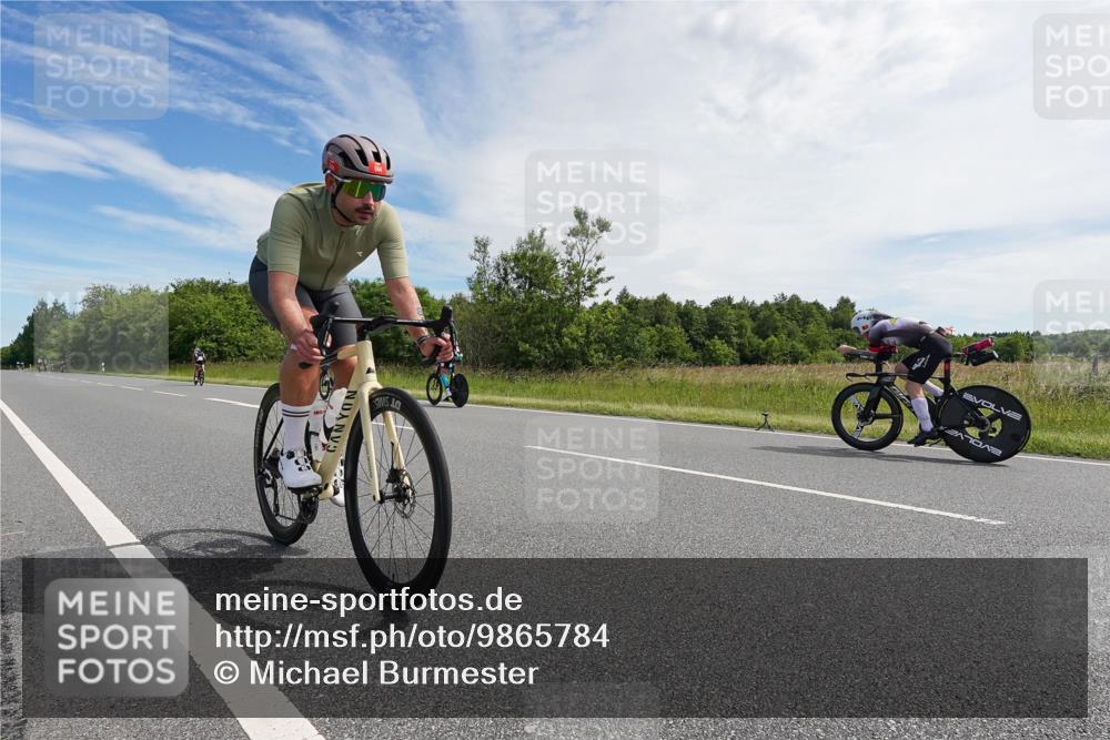 21.06.2026 - Viking Triathlon Michael Burmester http://msf.ph/oto/9865784 21.06.2026 11:19:35 Radfahren 17, 185, 198, 254, 297, 346, 416, 551, 604, 644 meine-sportfotos.de