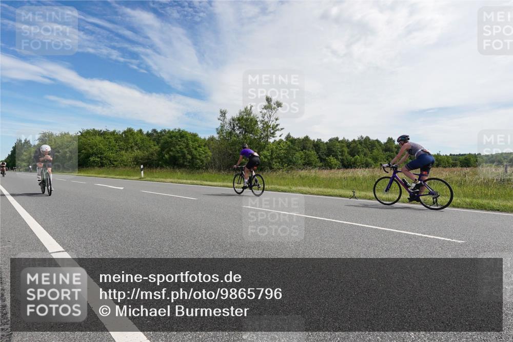 21.06.2026 - Viking Triathlon Michael Burmester http://msf.ph/oto/9865796 21.06.2026 11:19:45 Radfahren 30, 115, 250, 254, 291, 297, 297, 323, 332, 346, 416, 551, 604 meine-sportfotos.de
