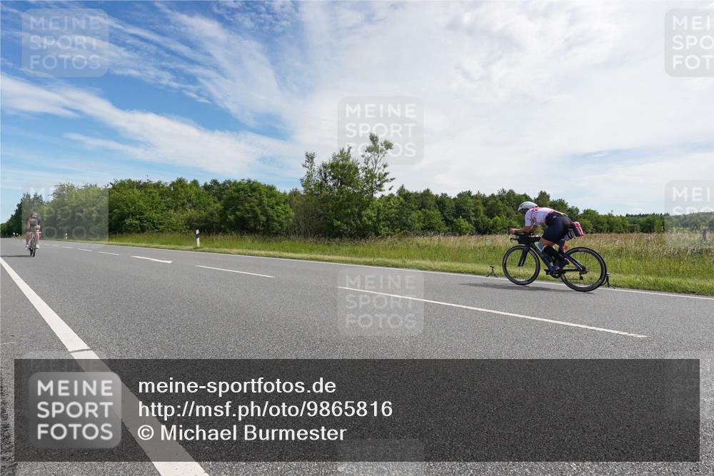 21.06.2026 - Viking Triathlon Michael Burmester http://msf.ph/oto/9865816 21.06.2026 11:19:57 Radfahren 30, 115, 115, 249, 250, 250, 257, 291, 297, 323, 332, 343 meine-sportfotos.de