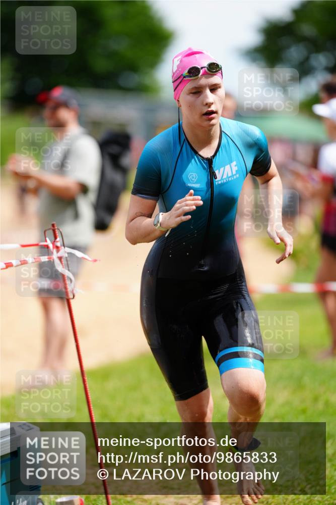 21.06.2026 - 29. Vierlanden-Triathlon LAZAROV Photography http://msf.ph/oto/9865833 21.06.2026 13:14:25 Schwimmen 1142, 1144 meine-sportfotos.de