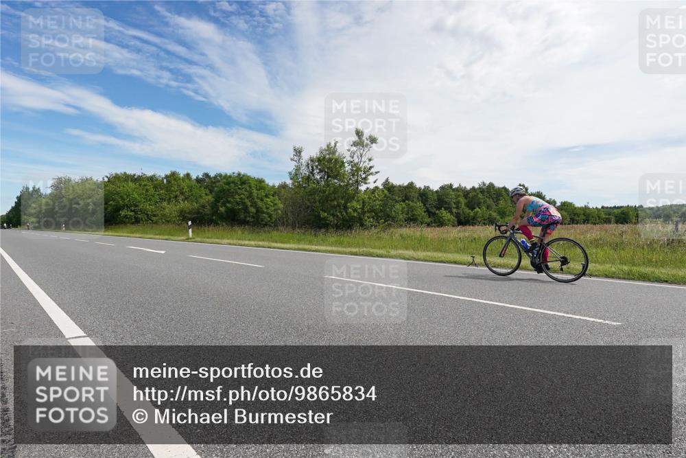 21.06.2026 - Viking Triathlon Michael Burmester http://msf.ph/oto/9865834 21.06.2026 11:20:10 Radfahren 98, 115, 126, 238, 249, 250, 257, 343, 532, 625 meine-sportfotos.de