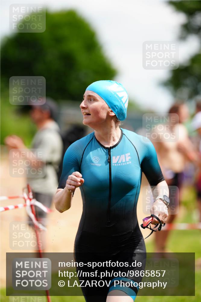 21.06.2026 - 29. Vierlanden-Triathlon LAZAROV Photography http://msf.ph/oto/9865857 21.06.2026 13:15:04 Schwimmen 1137, 1160 meine-sportfotos.de