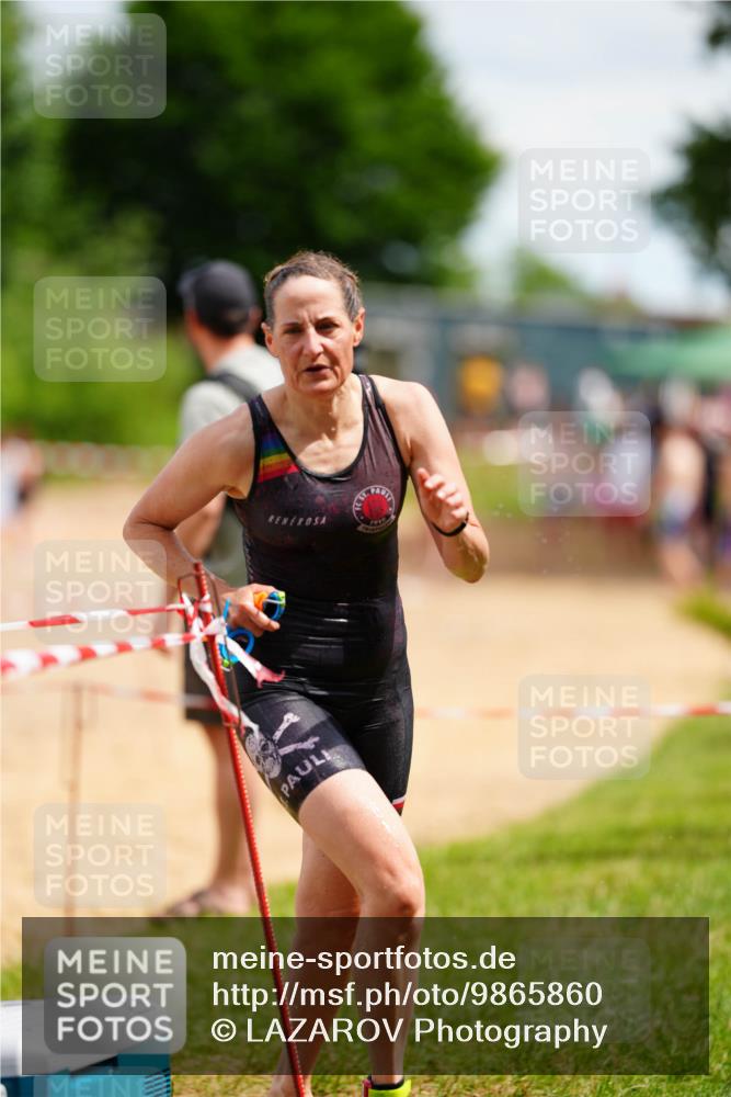 21.06.2026 - 29. Vierlanden-Triathlon LAZAROV Photography http://msf.ph/oto/9865860 21.06.2026 13:15:08 Schwimmen 1137, 1160 meine-sportfotos.de