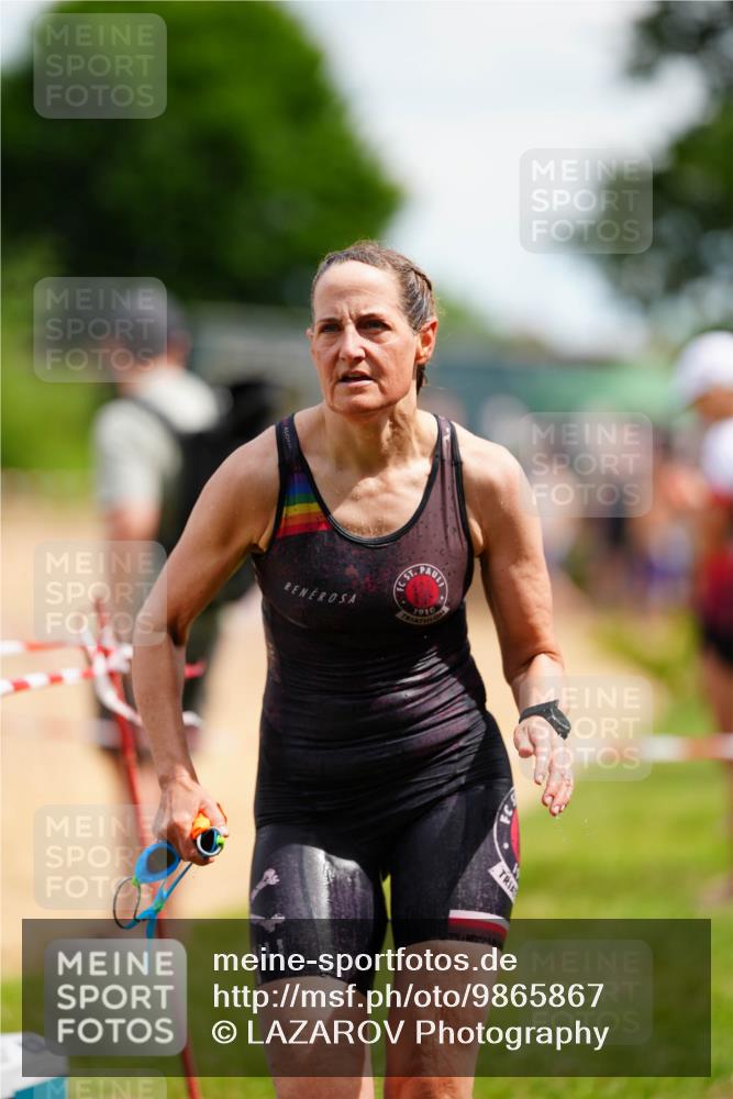 21.06.2026 - 29. Vierlanden-Triathlon LAZAROV Photography http://msf.ph/oto/9865867 21.06.2026 13:15:08 Schwimmen 1137, 1160 meine-sportfotos.de